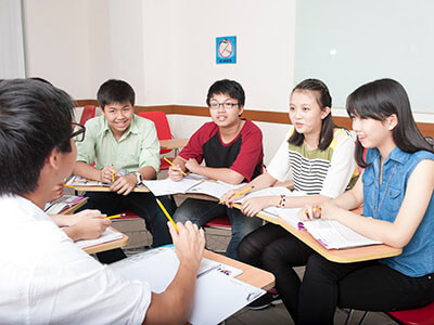 Hoa Văn CLC & Tư Vấn Du Học